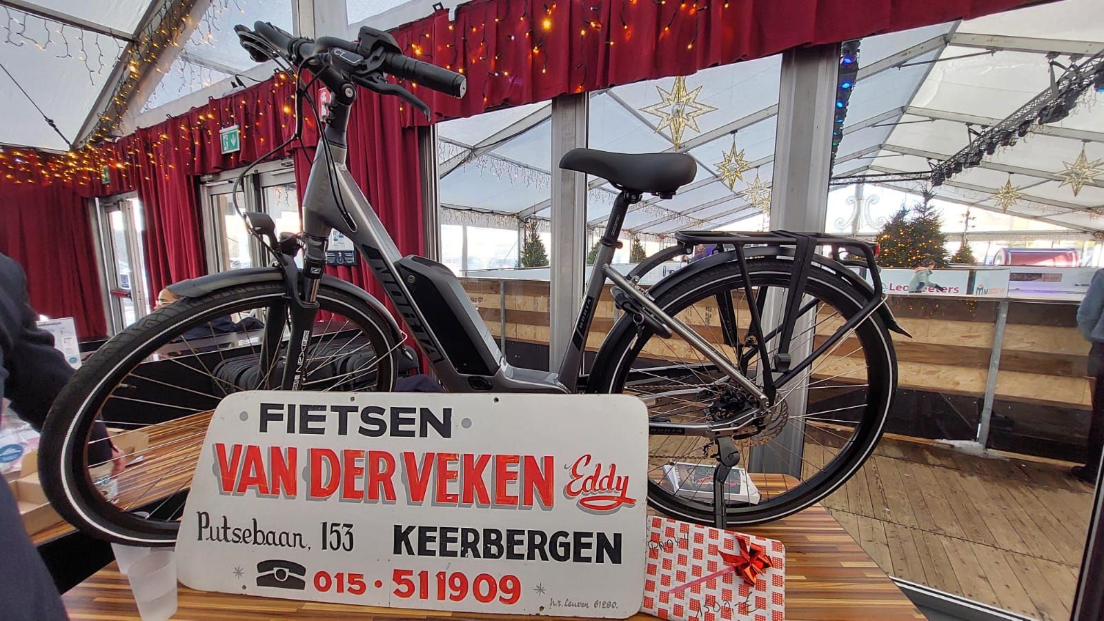 De1ste  winnaar koos voor een fiets van bij VAN DER VEKEN