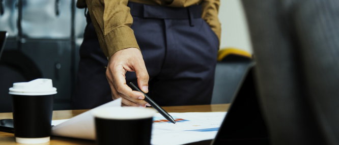 De bestuurder centraal: waarom toezicht in essentie over macht gaat
