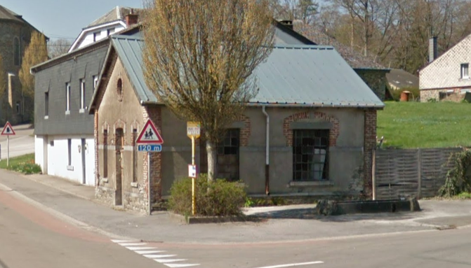 Lavoir & bacs centre Offagne