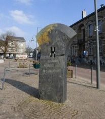 La Hache monumentale de Paliseul