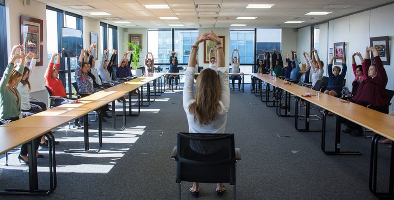 Cours de yoga dans les Entreprises privées ou publiques