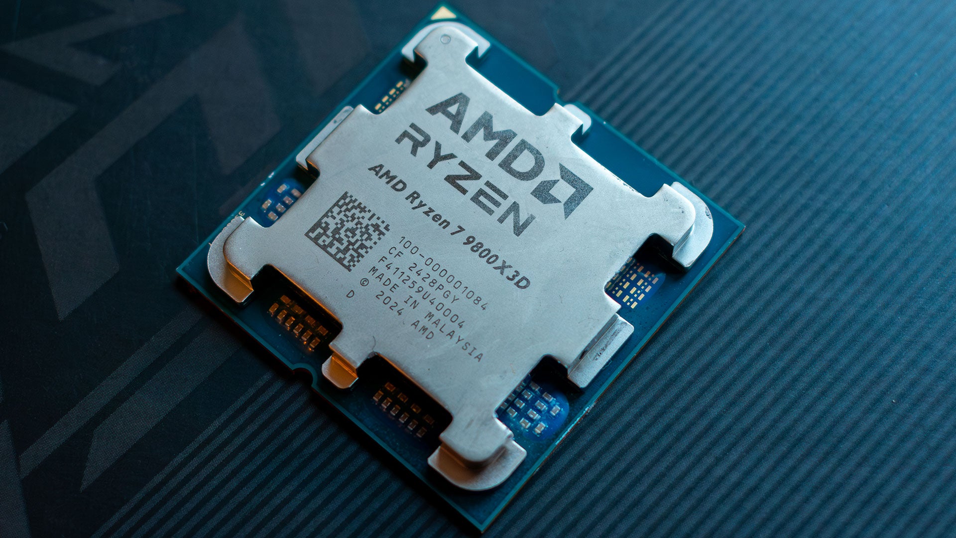 AMD Ryzen 7 9800X3D新品 CPU AMD Ryzen 7 9800X3D 8 Core AM5 CPU OEM Without Cooler