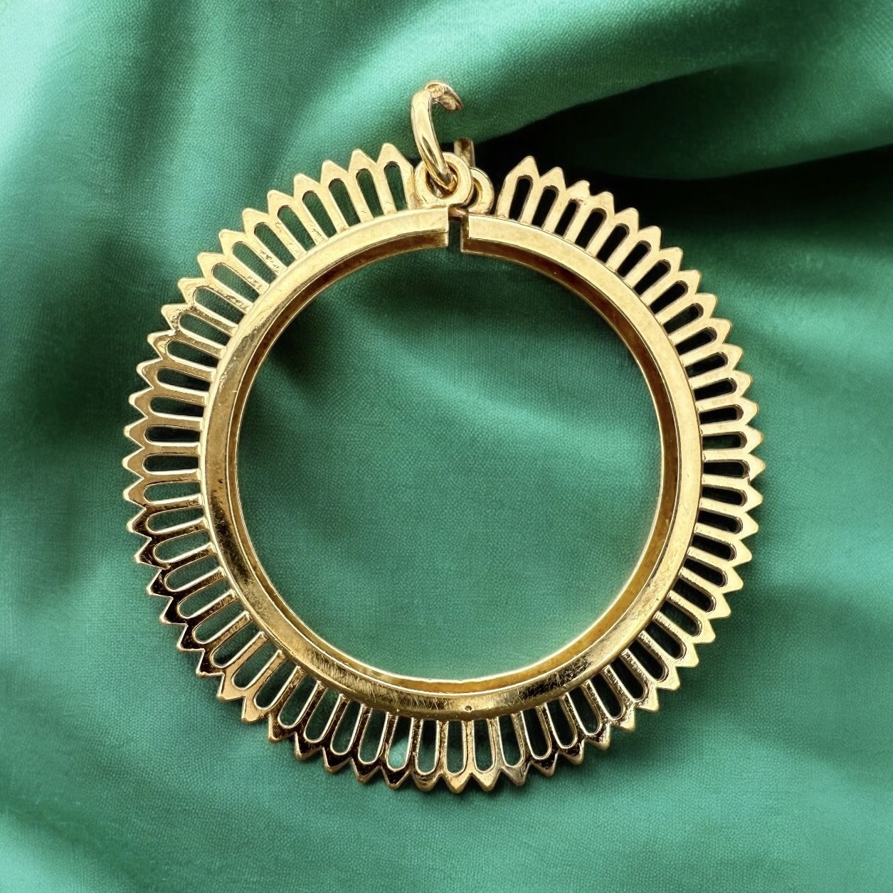 Full Sovereign Coin Mount