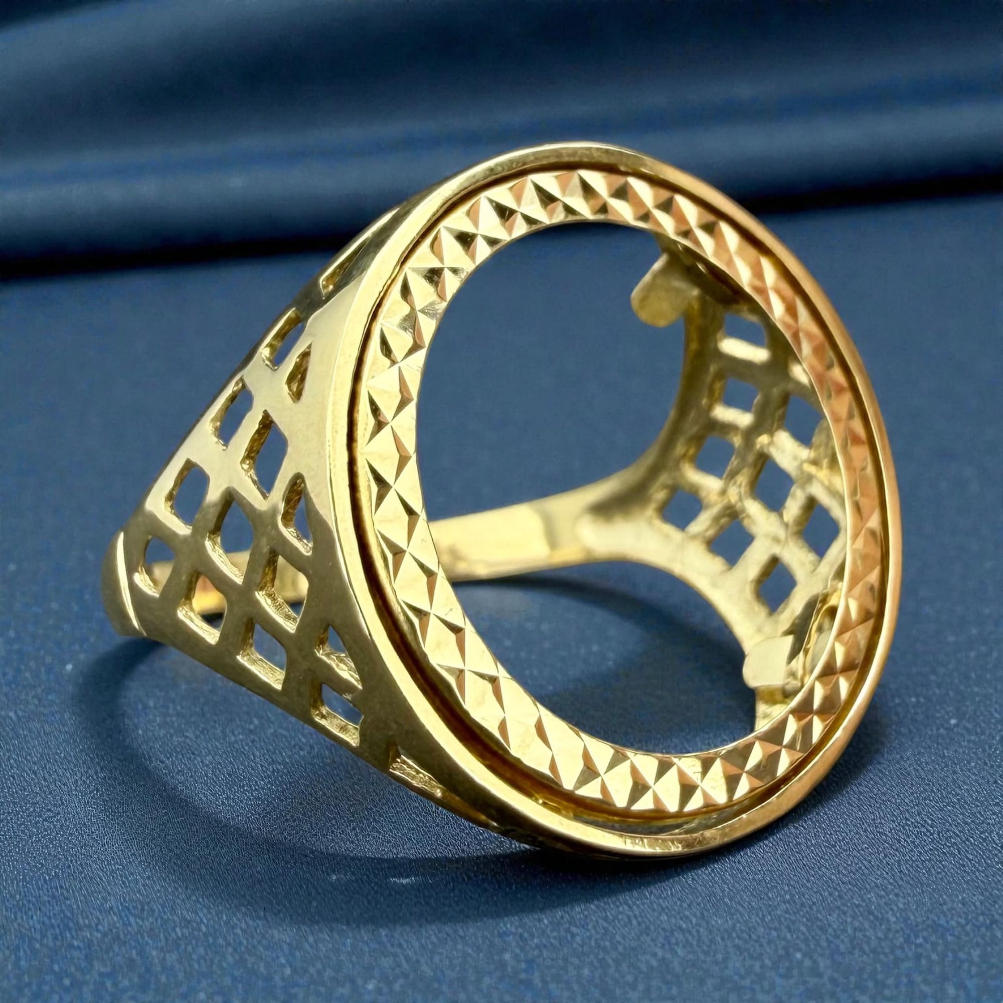 Vintage Half Sovereign Ring Mount