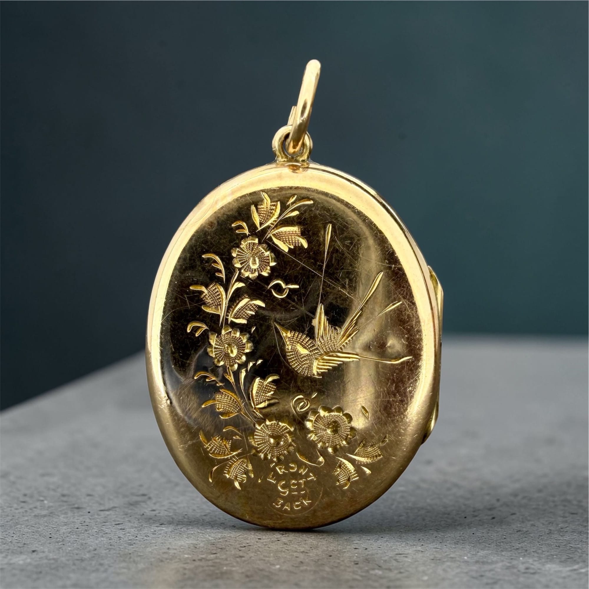 Vintage Oval 9ct Locket