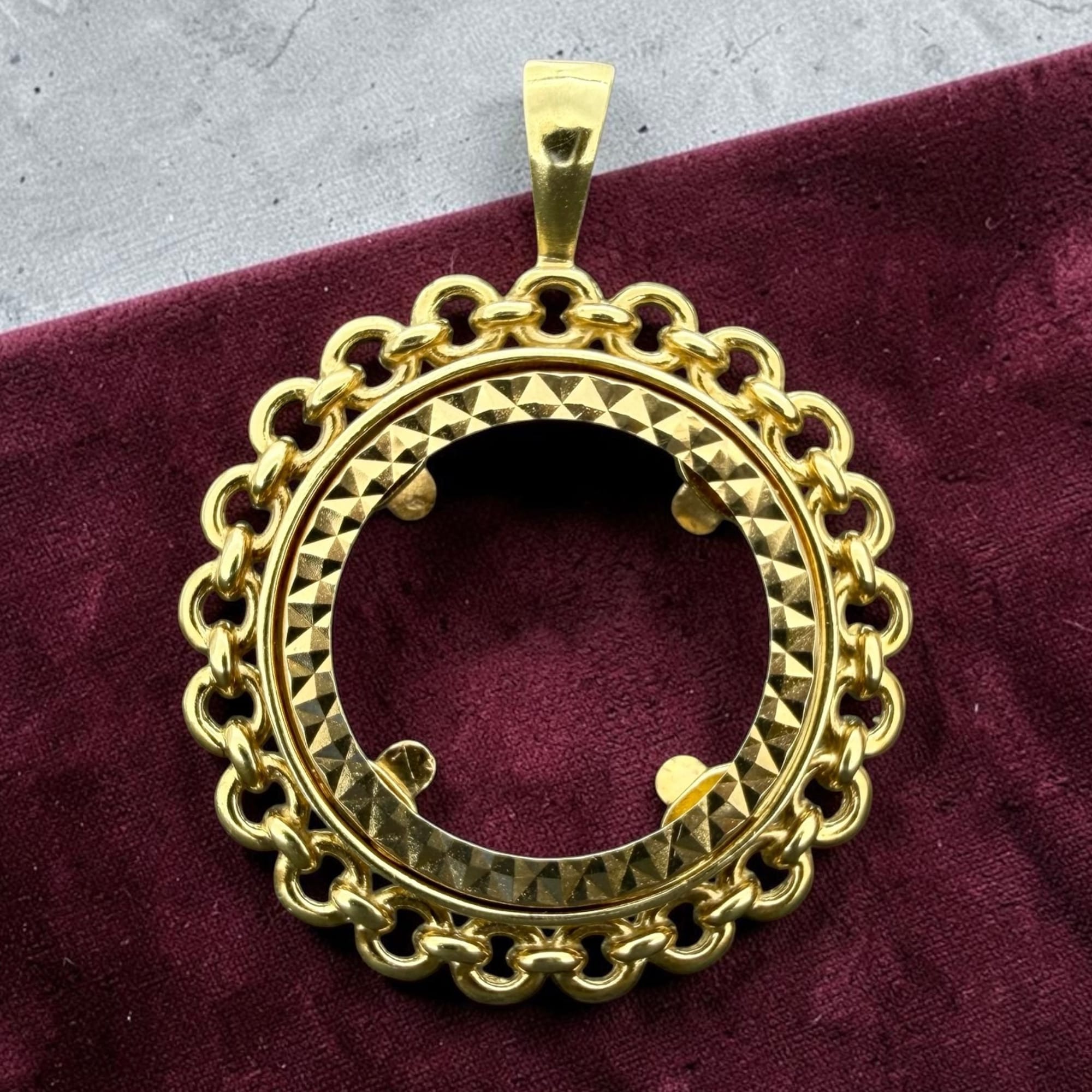 Vintage Half Sovereign Pendant Mount