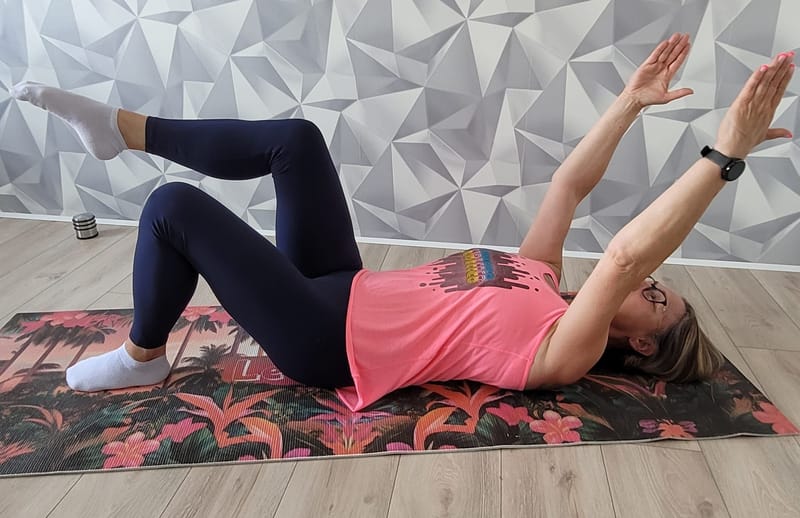 Pilates Séniors sur tapis avec Cathy