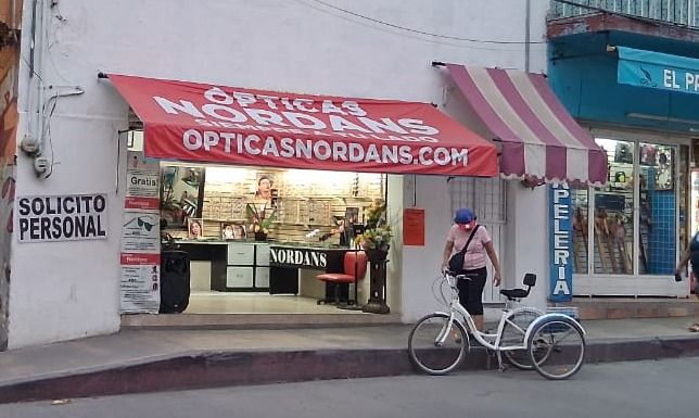 Visitanos en Zacatepec frente al Parque