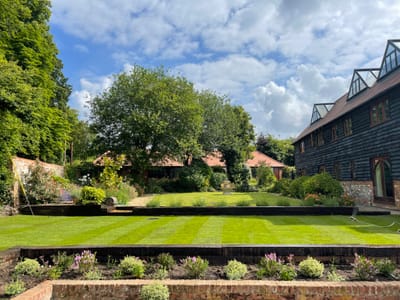            07340 033313               About Us ......                                                image