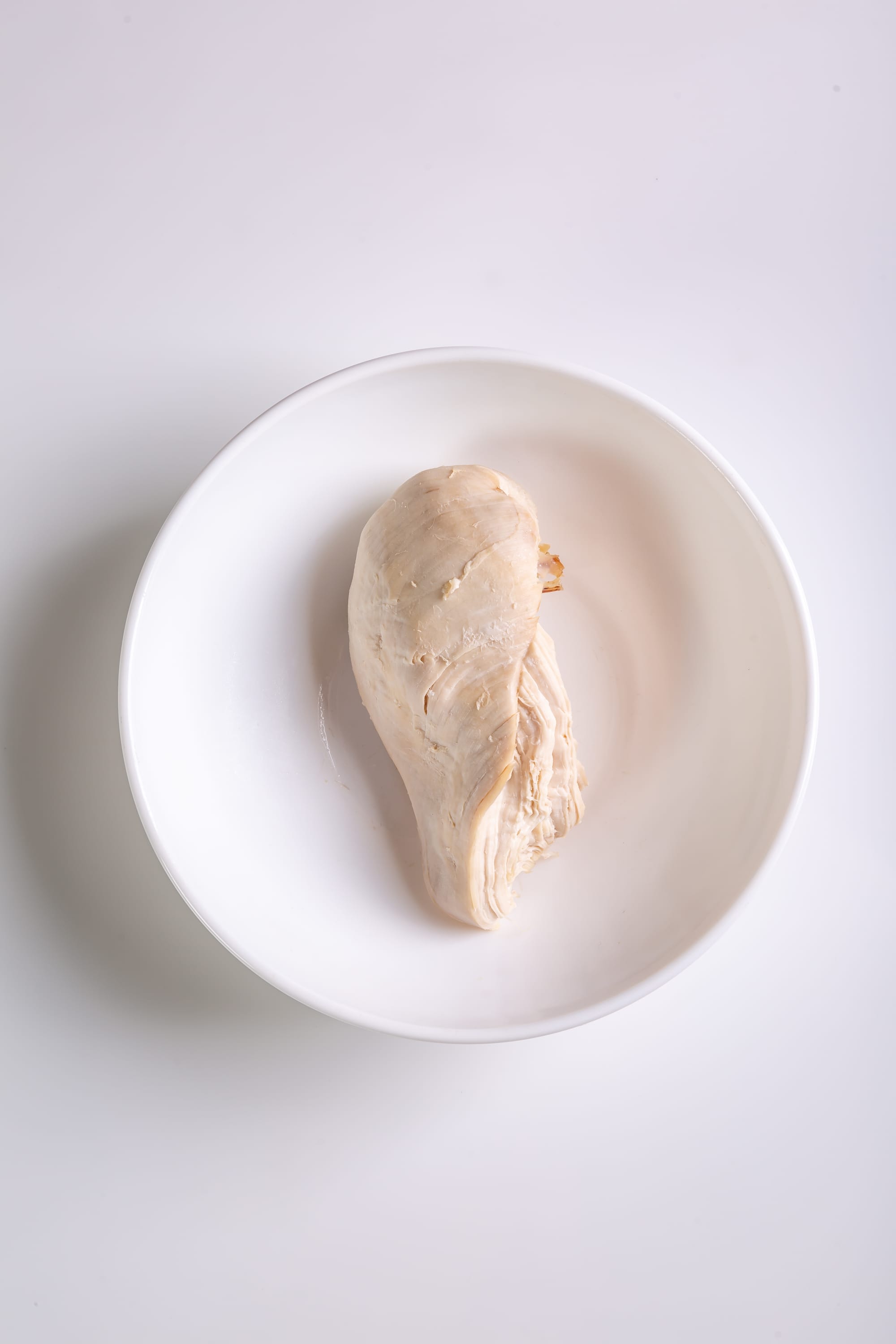 Proteins Totaling 3 grams of Leucine for optimal MPS.