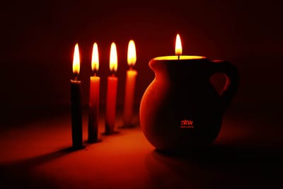 איך מצלמים תמונות מקצועיות בתאורת נרות?️️️️️