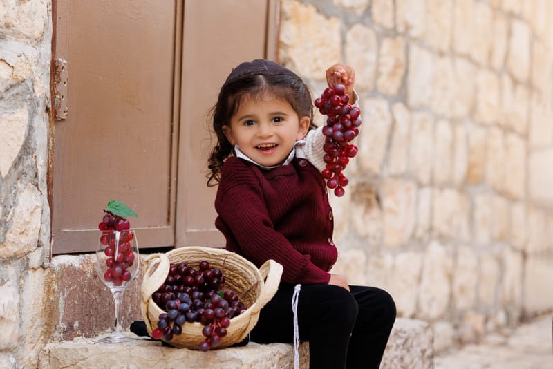 חלאקה, בת מצווה ומשפחה