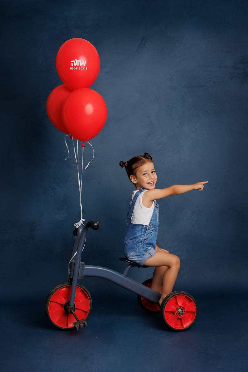 רגעים קסומים שמתועדים ברקעים מגוונים והכי חשוב בכיף שלא נגמר!!!