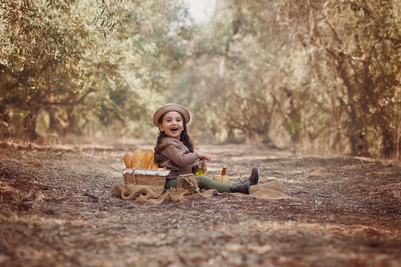 חלאקה, בת מצווה ומשפחה
