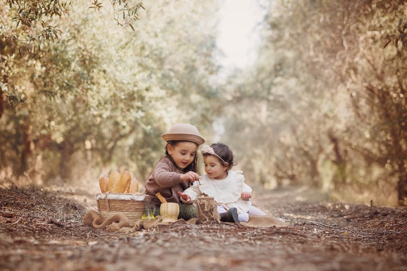 חלאקה, בת מצווה ומשפחה