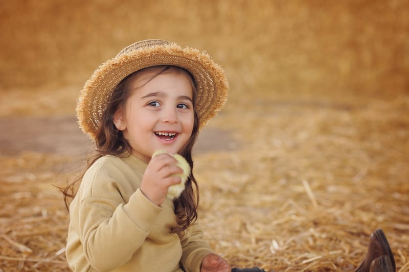 חלאקה, בת מצווה ומשפחה