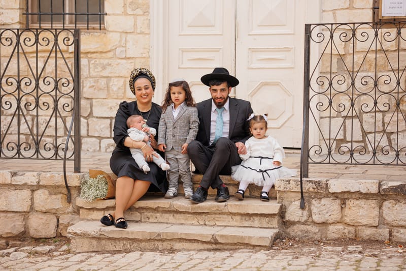 חלאקה, בת מצווה ומשפחה