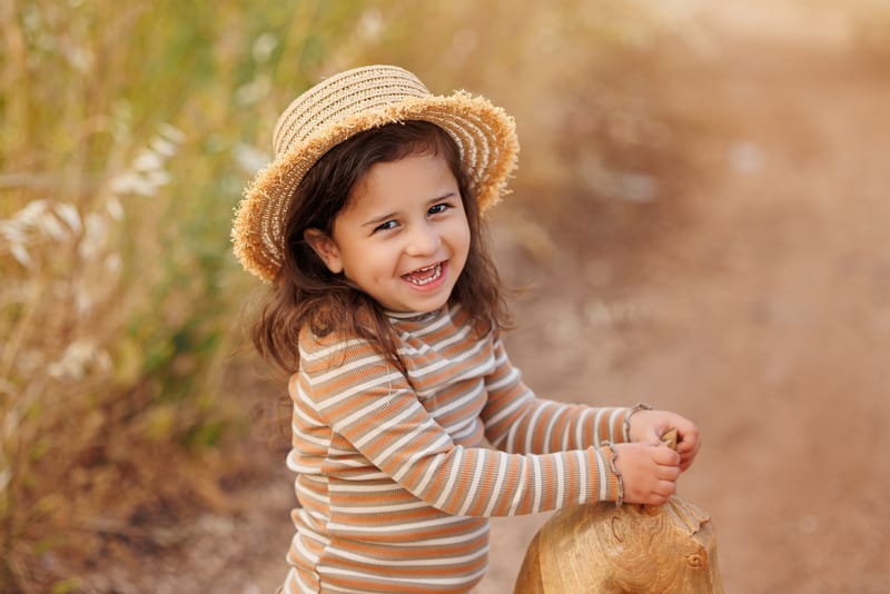 חלאקה, בת מצווה ומשפחה