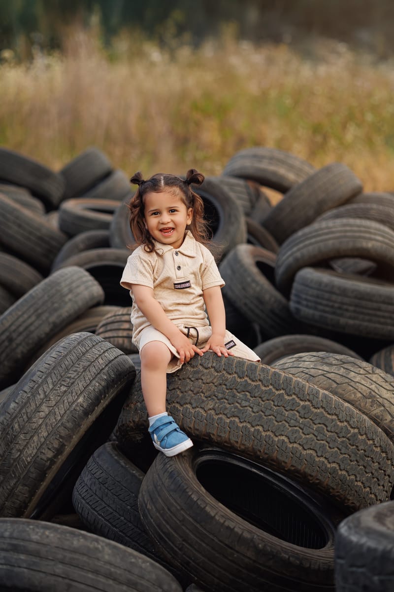 חלאקה, בת מצווה ומשפחה