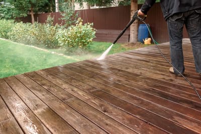 PRESSURE WASH