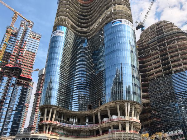 Curved Architectural Glass: The Future of Modern Architecture and Smart Glass Processing Technology