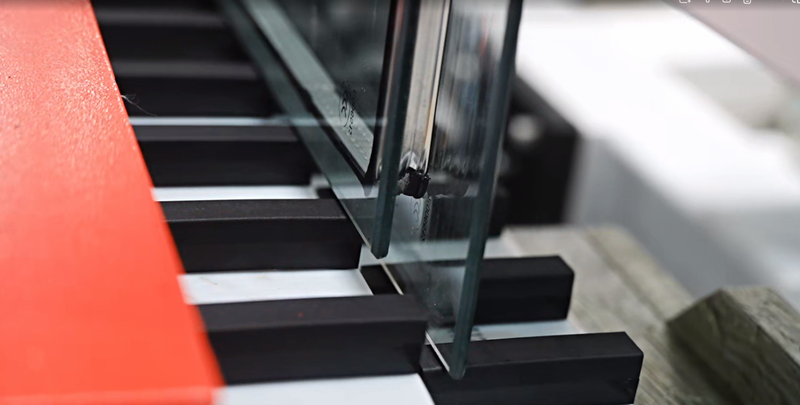 How to Produce Stepped Insulating Glass for Modern Curtain Wall Projects