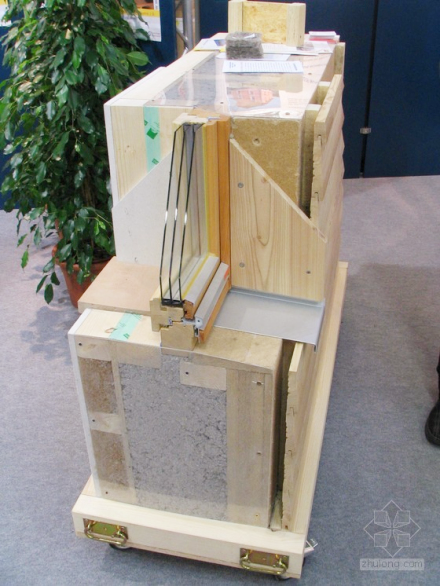 Figure 5 Three-dimensional cutaway diagram of passive house wall and window structure