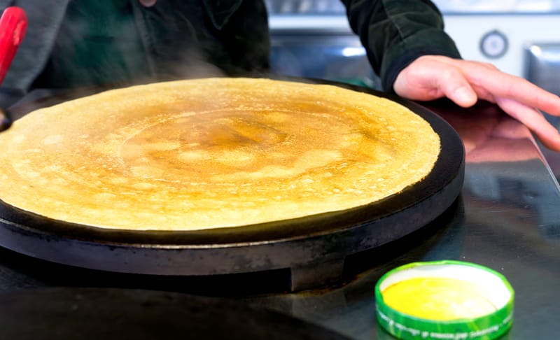 FOOD TRUCK CRÊPES À VILLEFRANCHE-SUR-SAÔNE – PRIVATISATION ÉVÉNEMENT