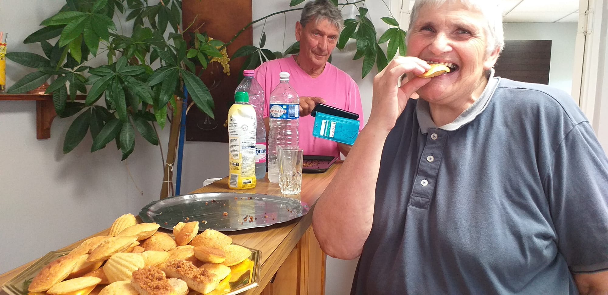 Le 8-mars 2024 nous étions nombreux pour réaliser et déguster la génoise et les biscuits. MIAM