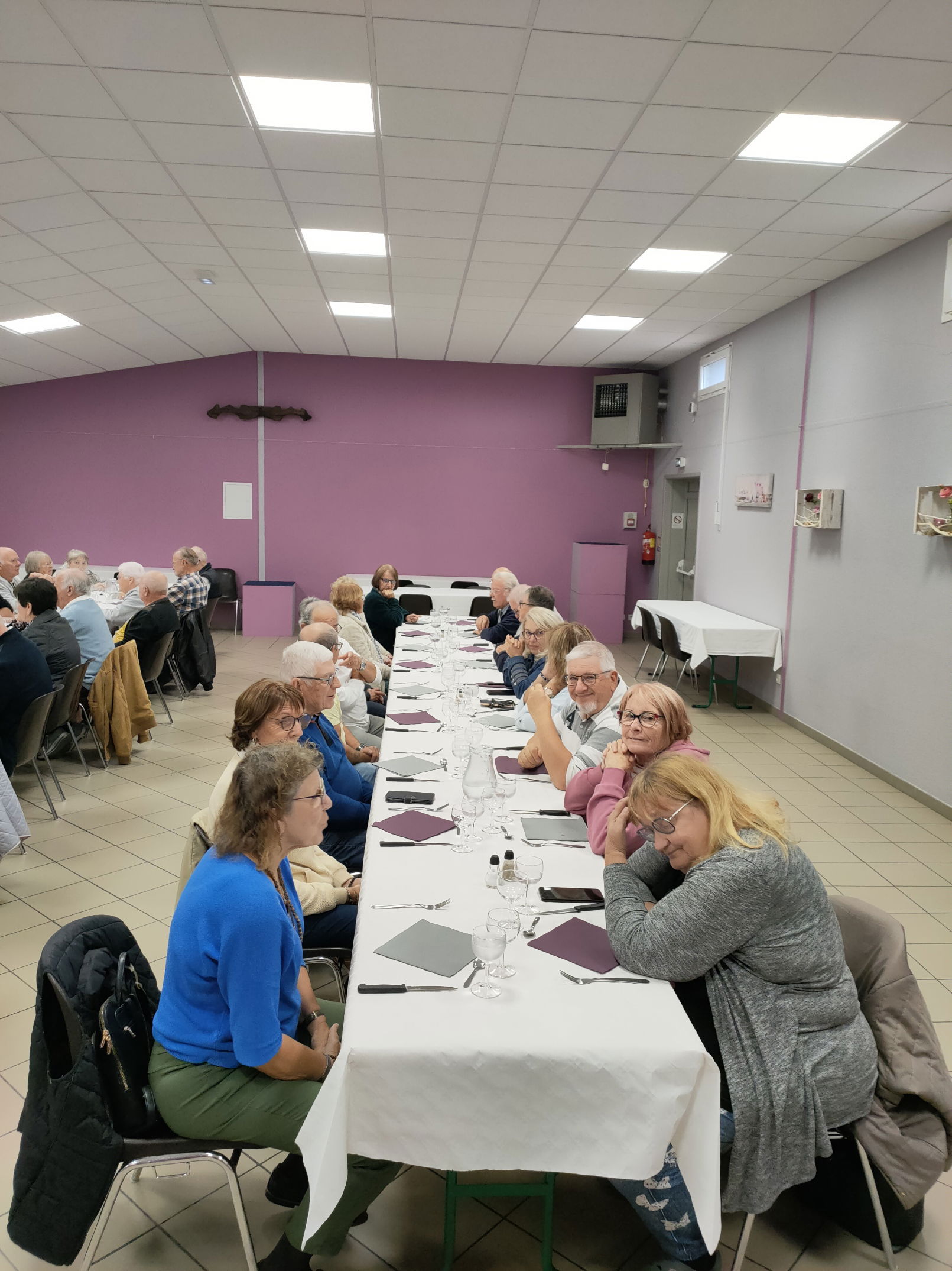 TETE DE VEAU -LANGUE DE BOEUF