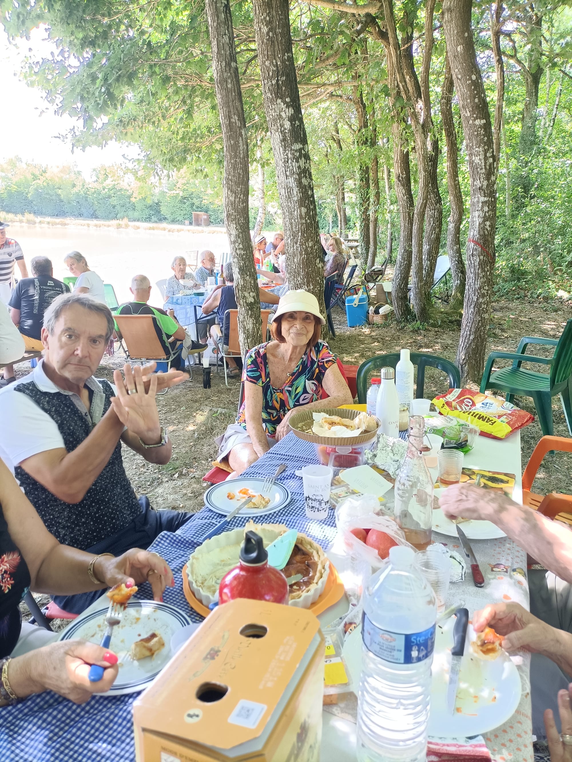 PIC NIC ETANG DE MARNANS