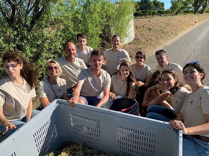 Equipe Oé vins biologiques viticulture engagée