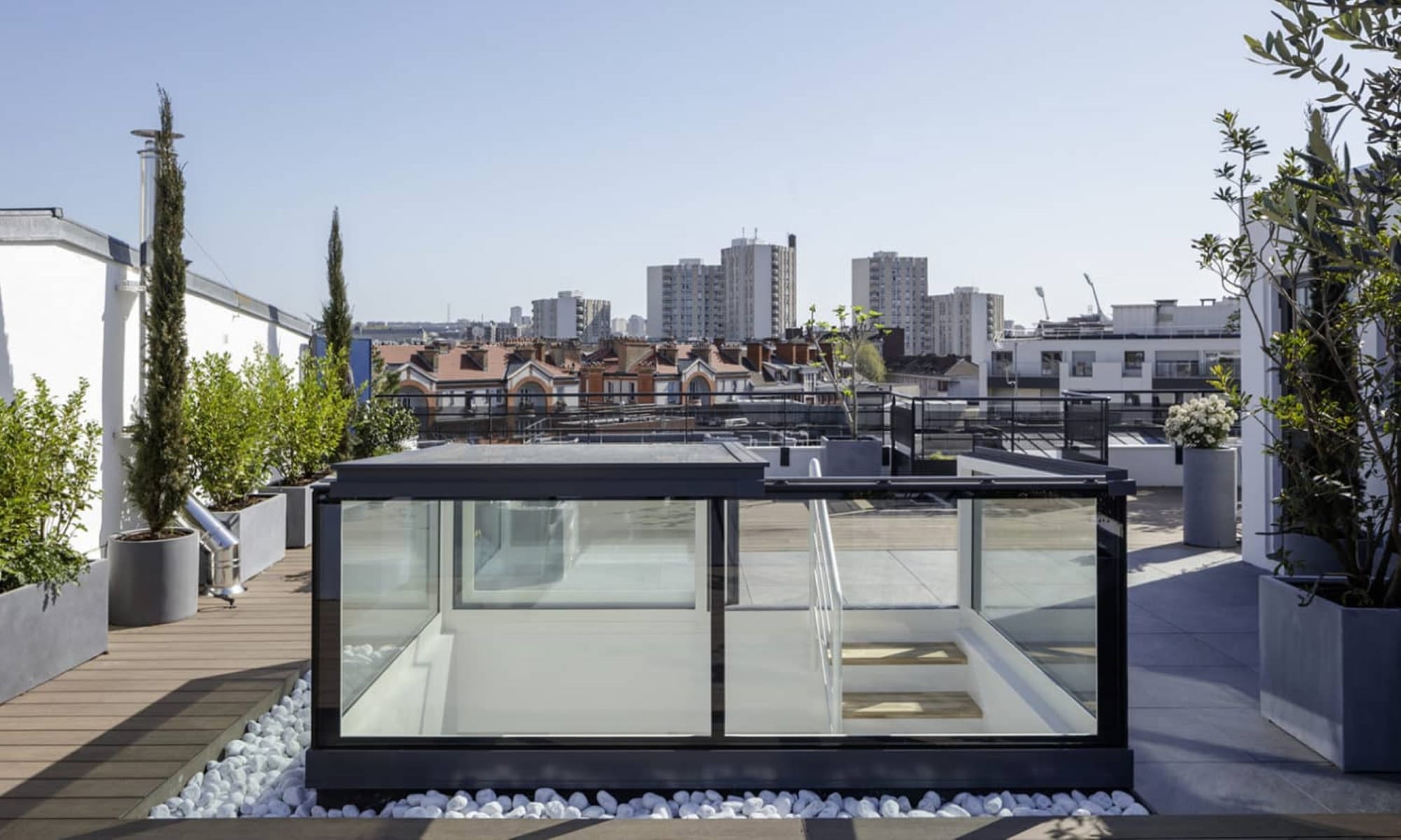 Urbane Design Studio  Free Standing Skybox Rooflight