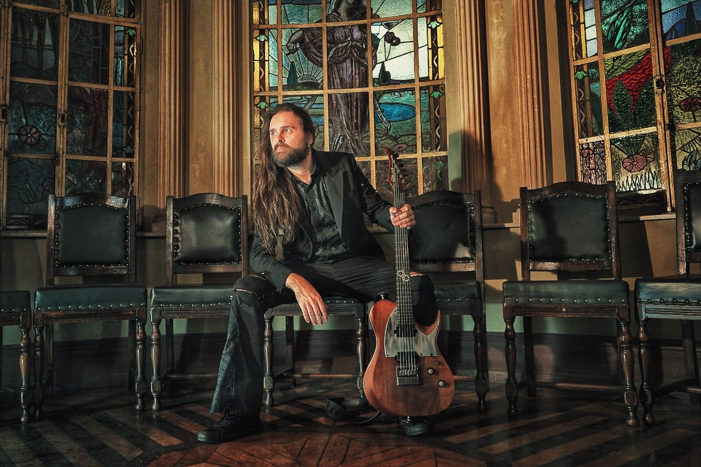 HALL OF GODS LANÇA VERSÃO EM CD E ANUNCIA PARCERIA INTERNACIONAL COM HENNING BASSE