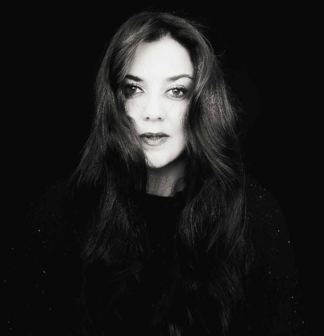 EUDOXIA LANÇA NOVO EP E REVELA NOVA FACE DA ARTISTA MARÍLIA ZANGRANDI