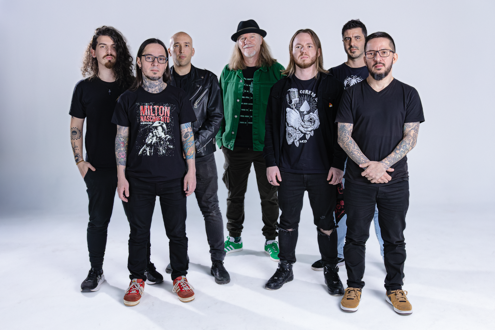 HUMBERTO GESSINGER ESTREIA NO HEAVY METAL AO LADO DA BANDA GAÚCHA IT’S ALL RED'