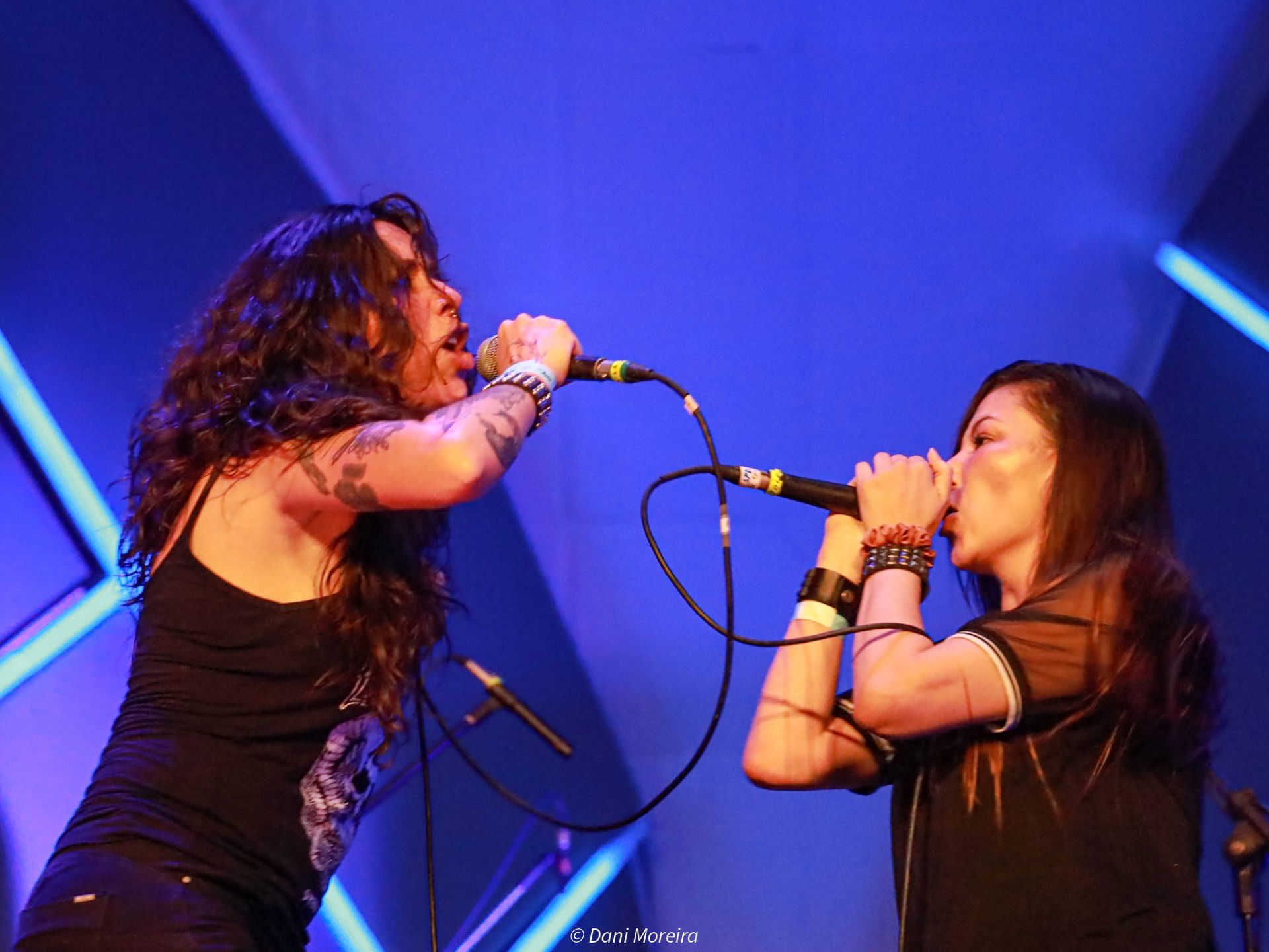 ENTRE CRÍTICA SOCIAL E BRUTALIDADE SONORA, INRAZA LANÇA “SOMOS AQUELES” COM PARTICIPAÇÃO DE NATA DE LIMA