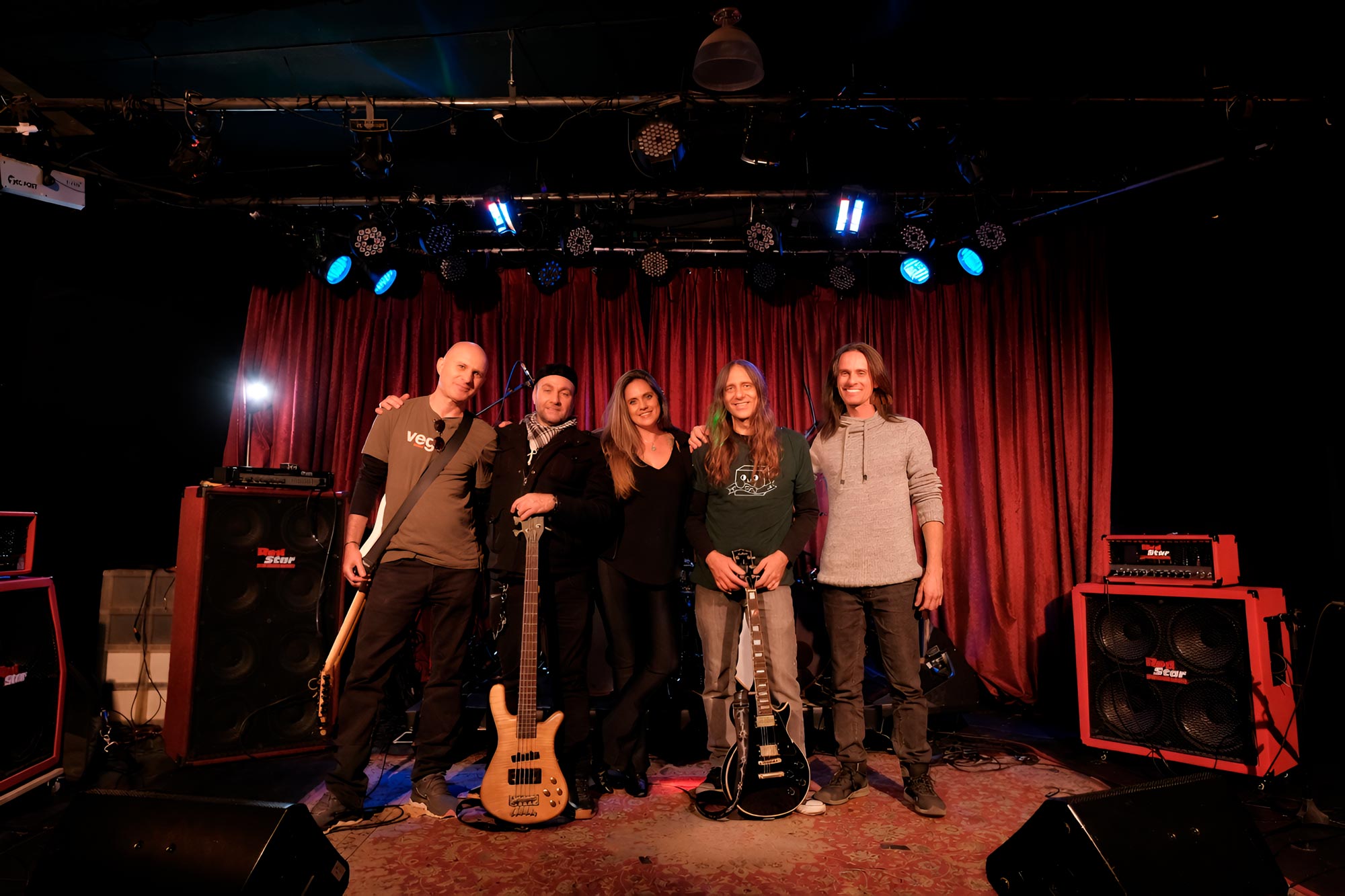 TWILIGHT AURA LANÇA VERSÃO DE “ALL THROUGH THE NIGHT”, DA CYNDI LAUPER