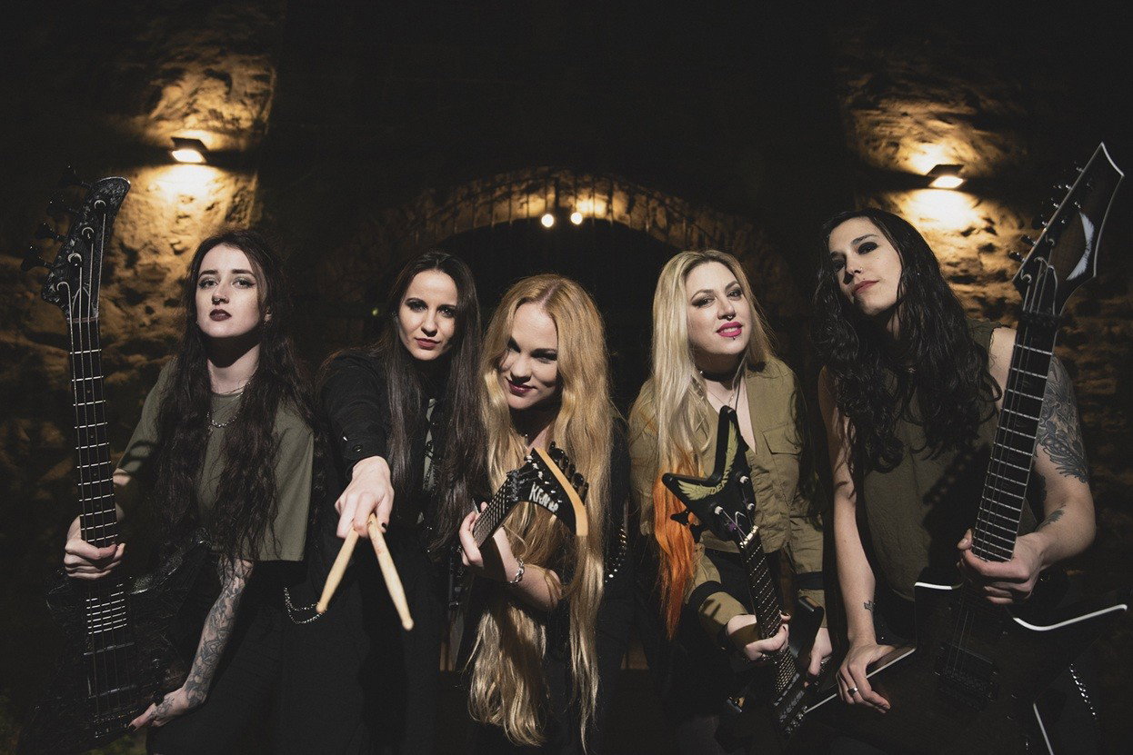 NERVOSA CAI NA ESTRADA COM "SLAVE MACHINE" E CONFIRMA SÉRIE DE SHOWS PELO BRASIL