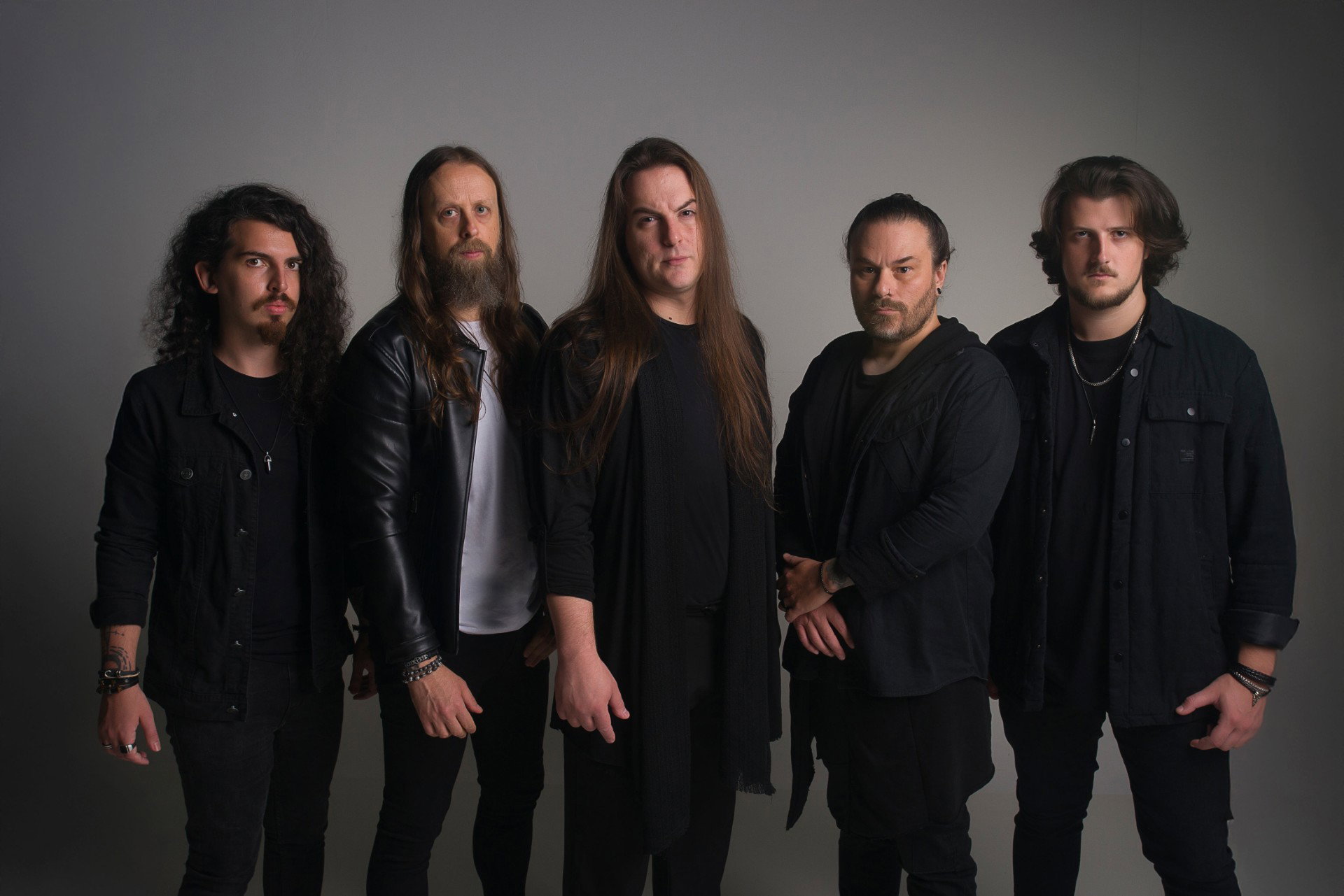 HIBRIA LANÇA “ON THE SHORTNESS OF LIFE”, ÁLBUM INSPIRADO NA FILOSOFIA DE SÊNECA