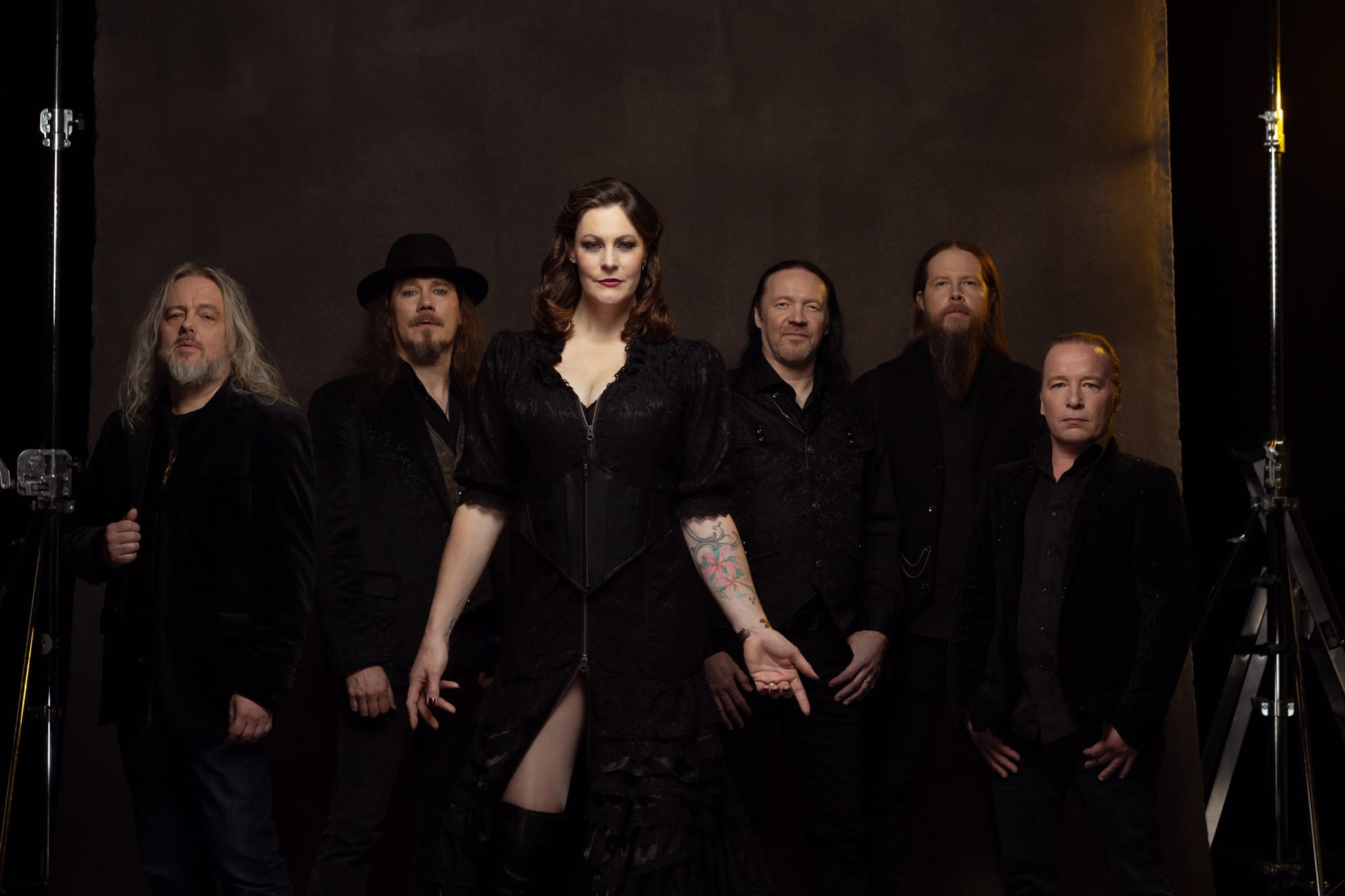 NIGHTWISH CELEBRA 30 ANOS DE METAL SINFÔNICO COM O ÁLBUM COMEMORATIVO