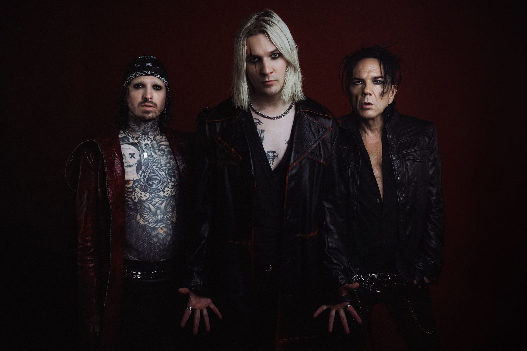 HOKKA LANÇA NOVO SINGLE/VIDEOCLIPE 'VAMPIRE' EM COLABORAÇÃO COM SAMY ELBANNA E JUSSI 69