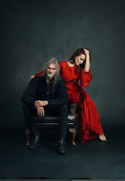 SIMONE SIMONS lança hoje álbum de estreia em carreira solo com videoclipe/single 'Cradle To The Grave' ft. Alissa White-Gluz