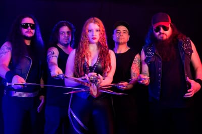 Blades of Steel divulga capa de seu álbum de estreia autointitulado e anuncia para 21 de fevereiro data de lançamento digital