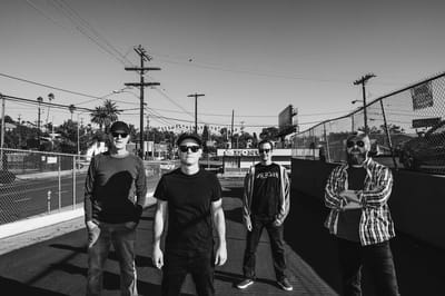 Helmet celebra 30 anos do álbum Betty com show em São Paulo