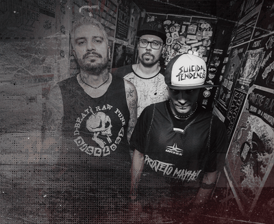 Projeto Mayhem protesta contra o autoritarismo em 'Menos Um'