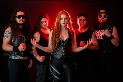 Blades of Steel lança álbum de estreia autointitulado em todas as plataformas digitais