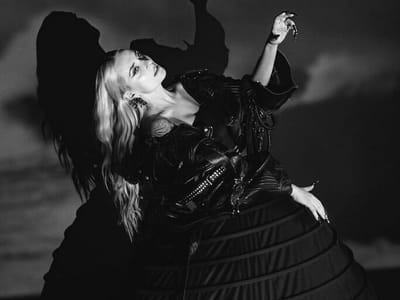 Eivør autora das trilhas sonoras para The Last Kingdom e God Of War assina com a Nuclear Blast