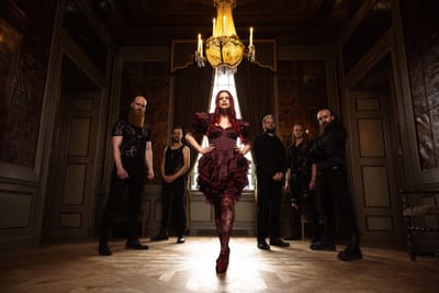 BLACKBRIAR lança novo álbum "A Thousand Little Deaths" junto com videoclipe para 'Bluebeard's Chamber'
