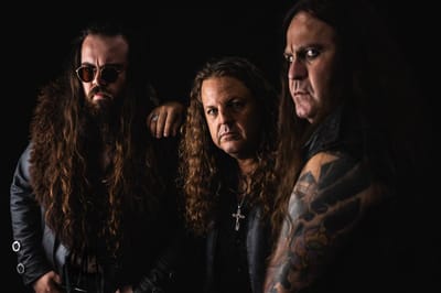 Imprensa internacional declara que brasileiros do Guardian Of Lightning são os criadores do “thunder metal”